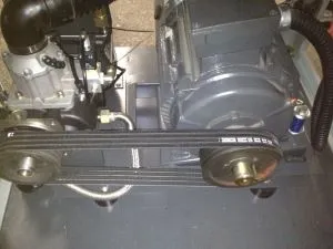 Завийте въздушния компресор